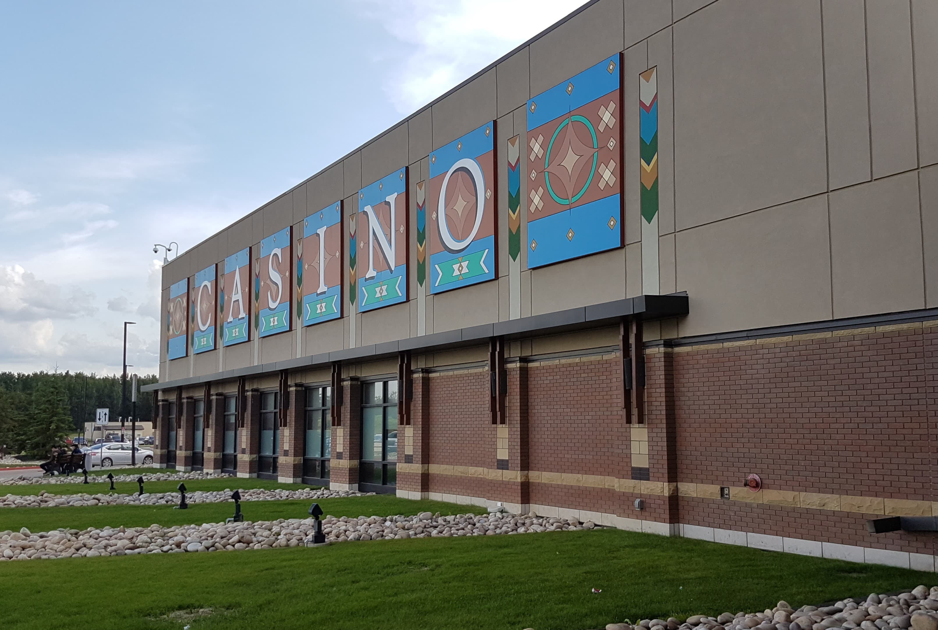 River Cree Resort & Casino