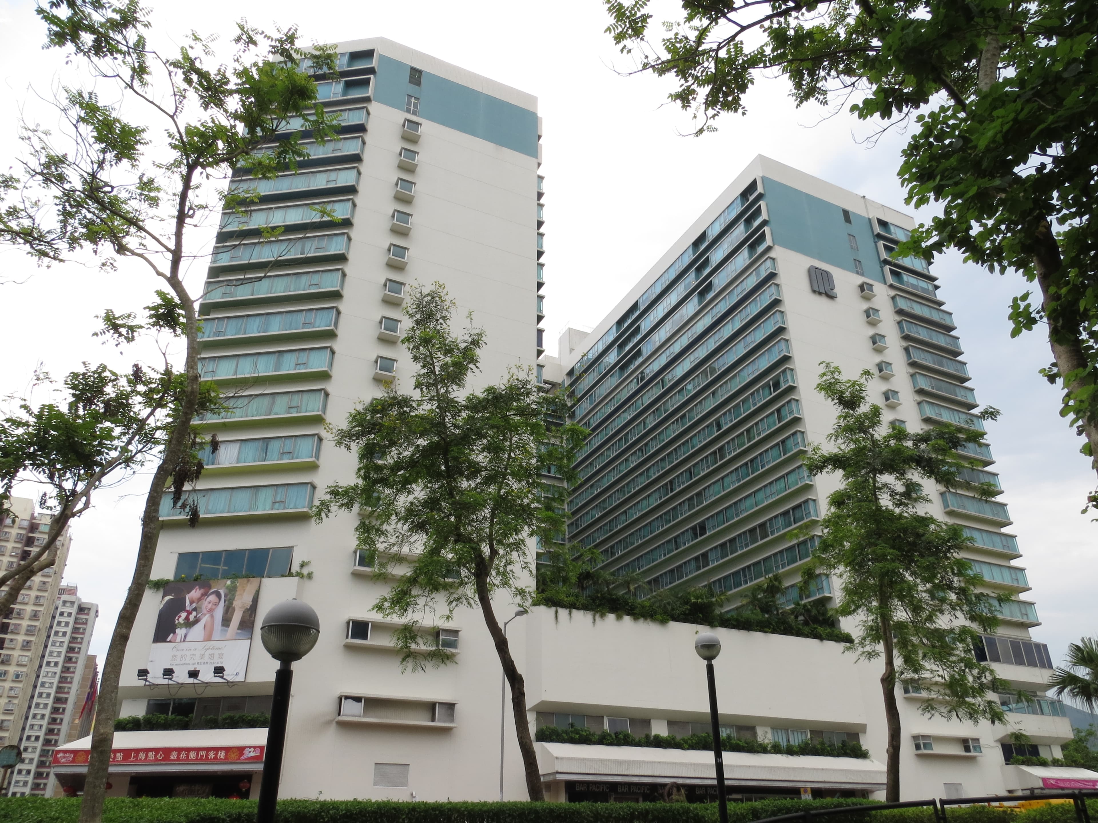 Regal Riverside Hotel