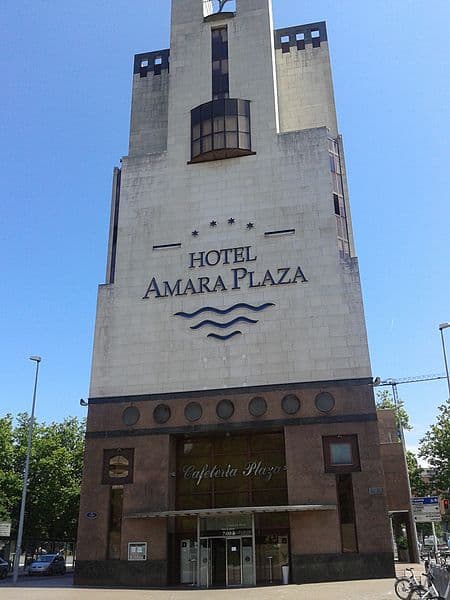 Silken Amara Plaza