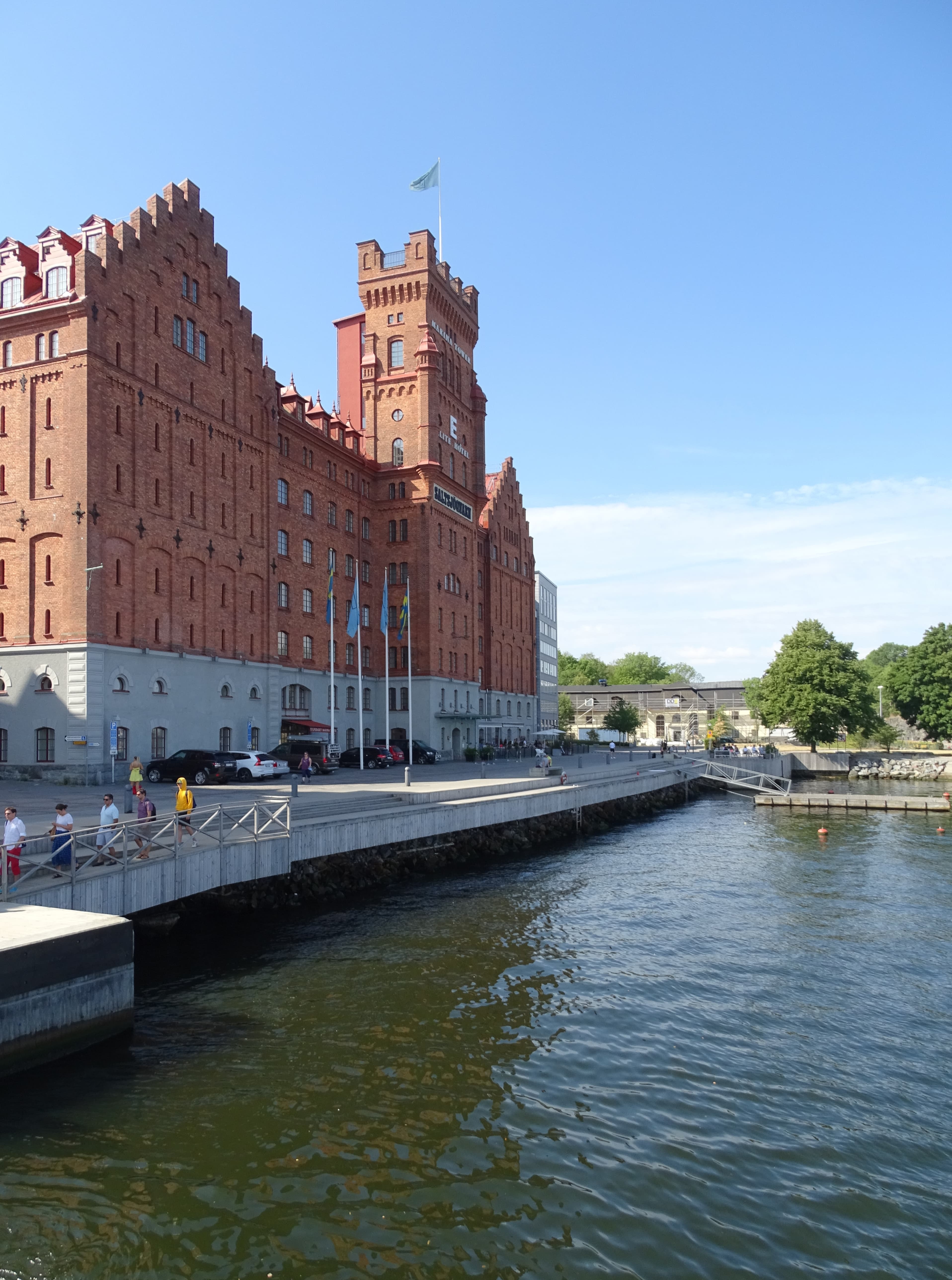 Elite Hotel Marina Tower