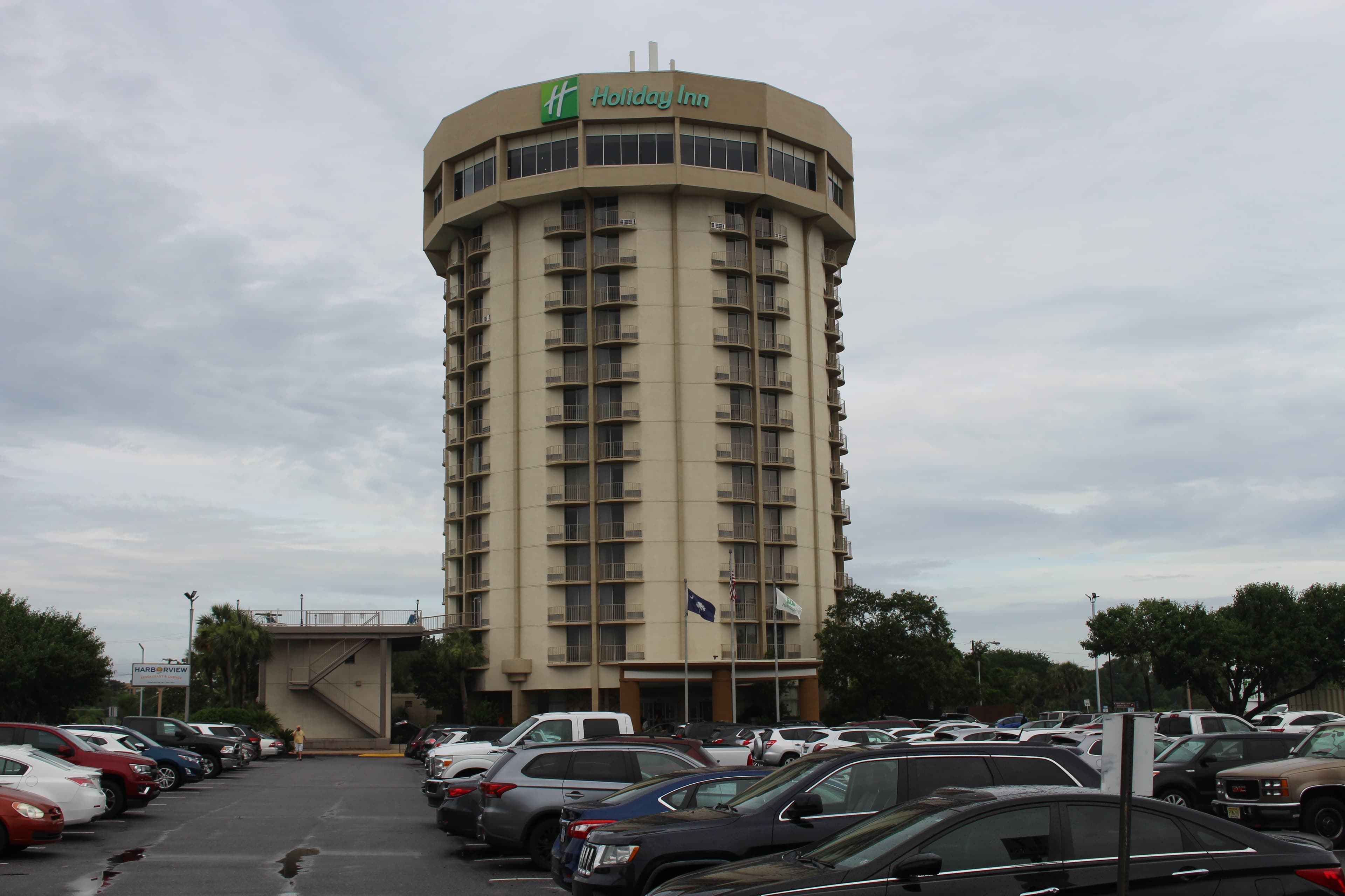 Holiday Inn Charleston-Riverview