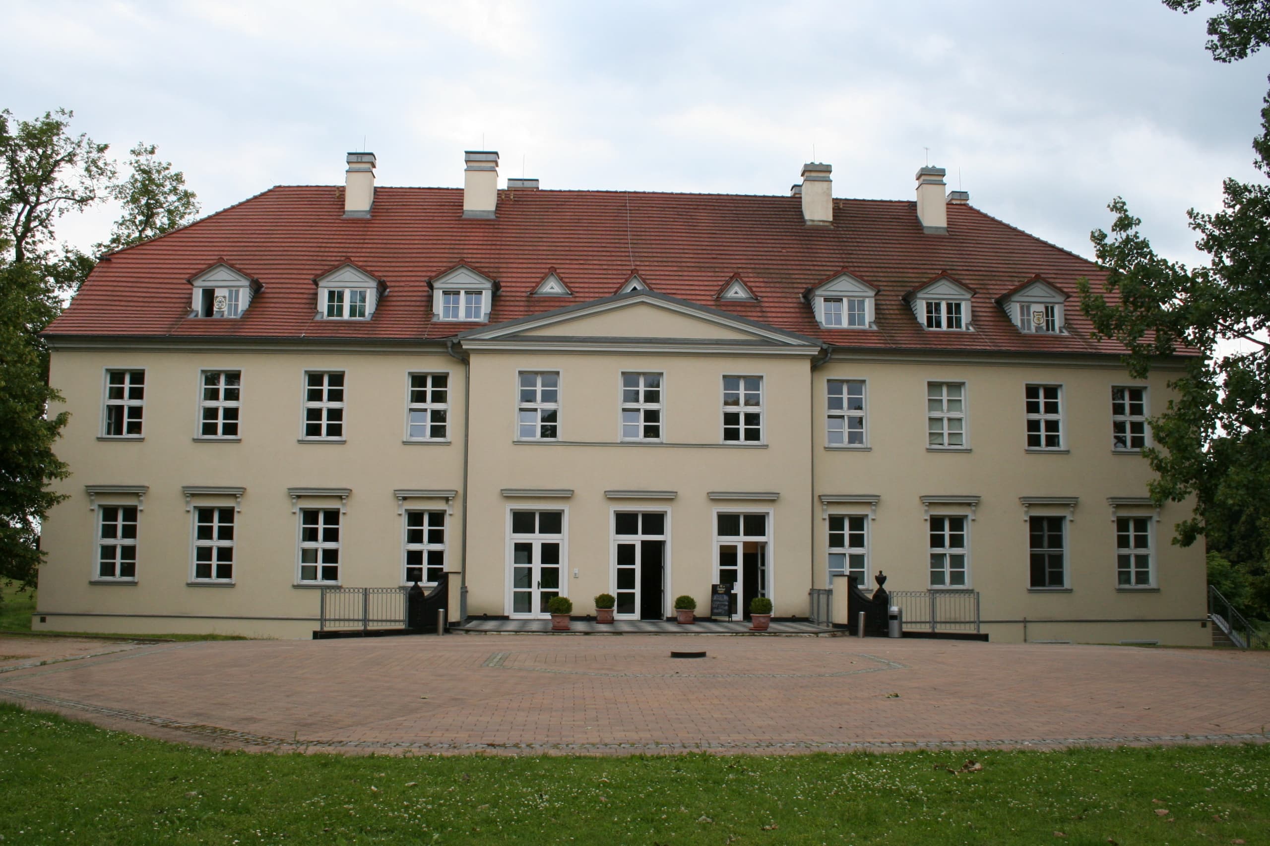 Schloss Rattey