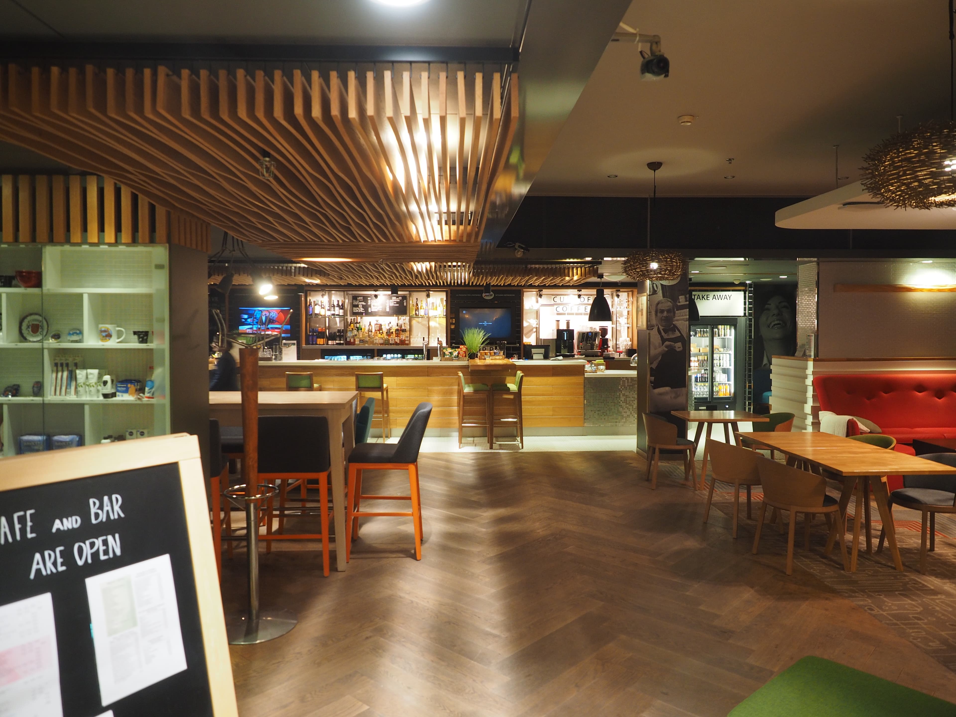 Hotel Restaurant Holiday