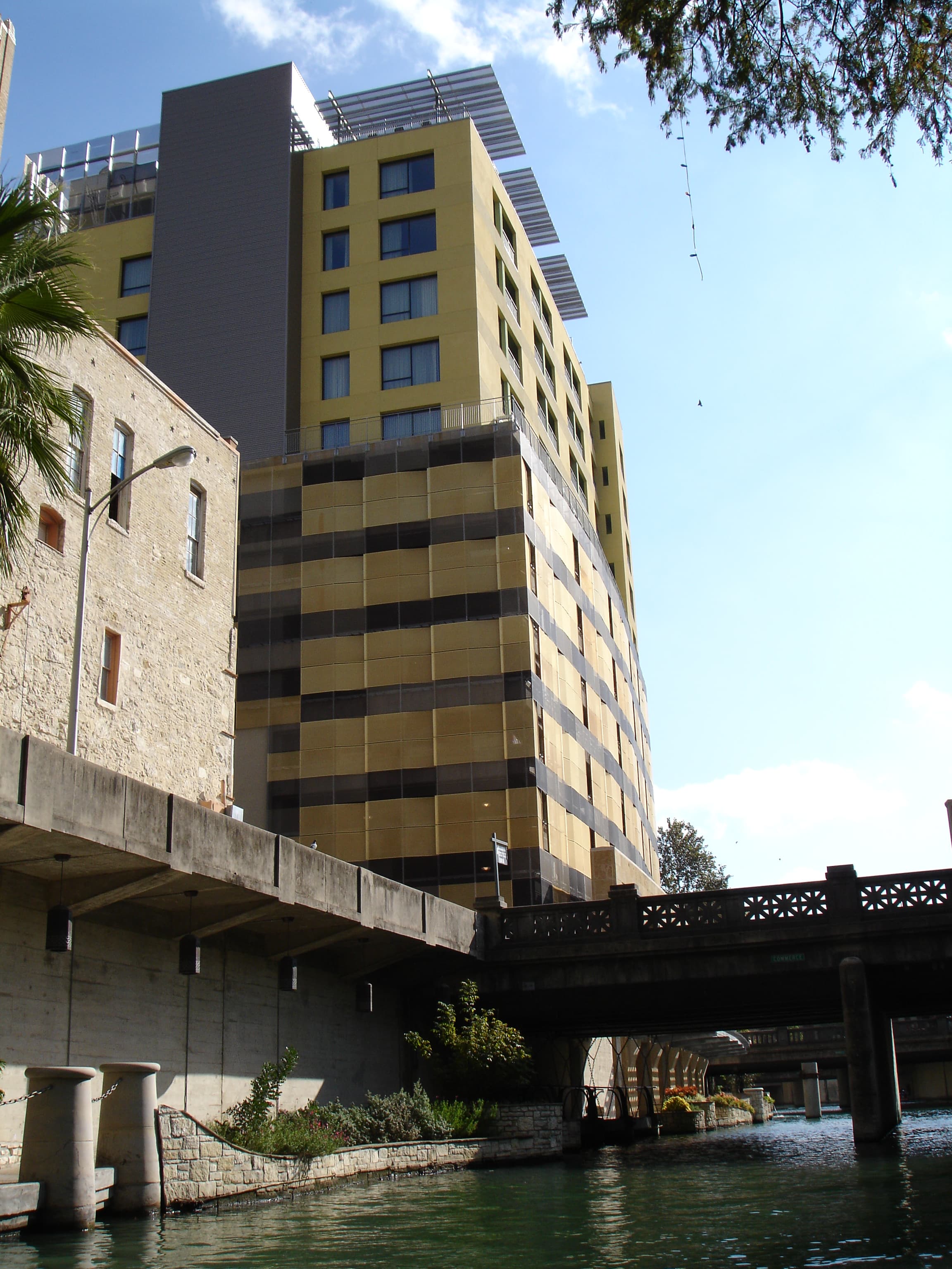 Riverwalk Plaza Hotel